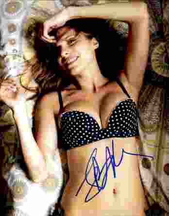 Lake Bell authentic signed 8x10 picture