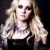 Abigail Breslin authentic signed 8x10 picture