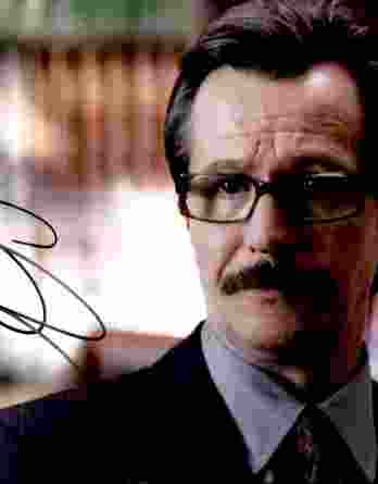 Gary Oldman authentic signed 8x10 picture