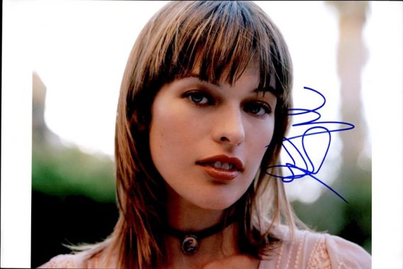 Mila Jovovich authentic signed 8x10 picture