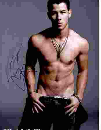 Nick Jonas authentic signed 8x10 picture