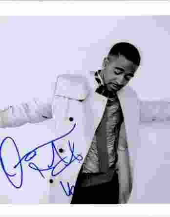 Omarion authentic signed 8x10 picture