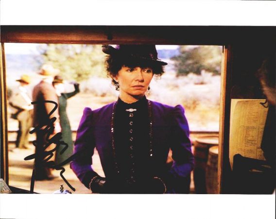 Mary Steenburgen authentic signed 8x10 picture