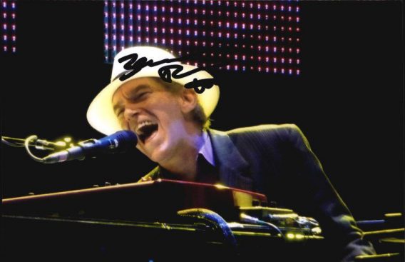 Benmont Tench authentic signed 8x10 picture