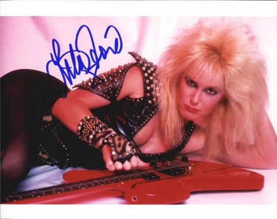 Lita Ford authentic signed 8x10 picture