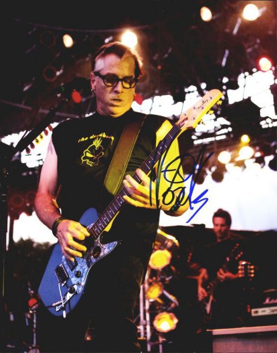 Noodles of Offspring authentic signed 8x10 picture