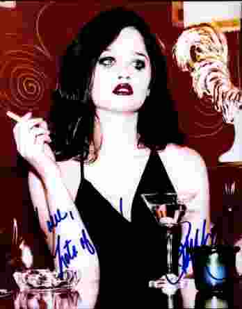 Robin Tunney authentic signed 8x10 picture