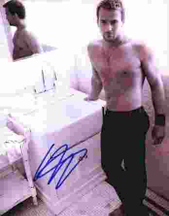 Sean Patrick authentic signed 8x10 picture
