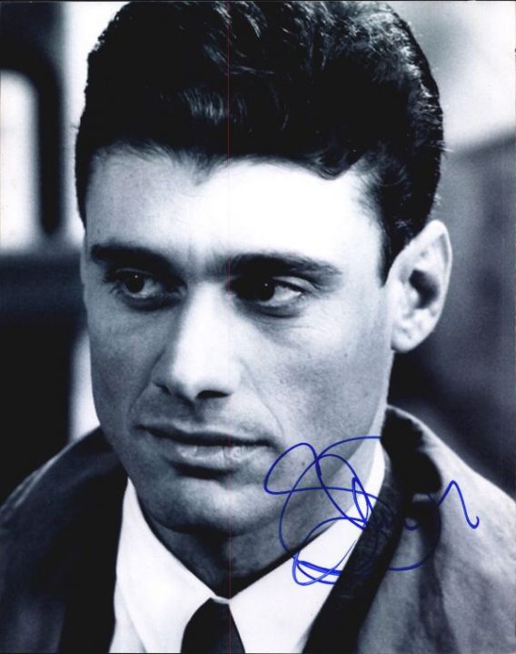 Steven Bauer from Scarface authentic signed 8x10 picture