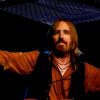 Tom Petty authentic signed 8x10 picture