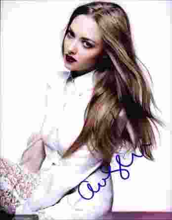Amanda Seyfried authentic signed 8x10 picture