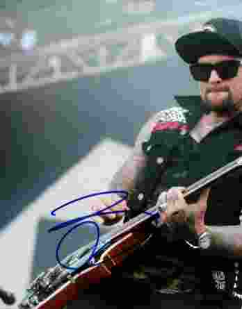 Benji Madden authentic signed 8x10 picture