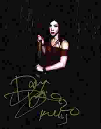 Dana DeLorenzo authentic signed 8x10 picture