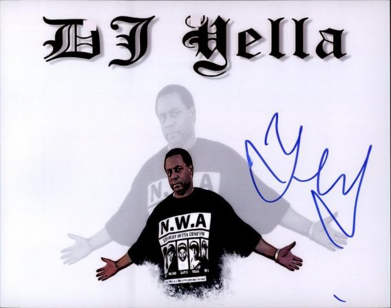 Dj Yella authentic signed 8x10 picture