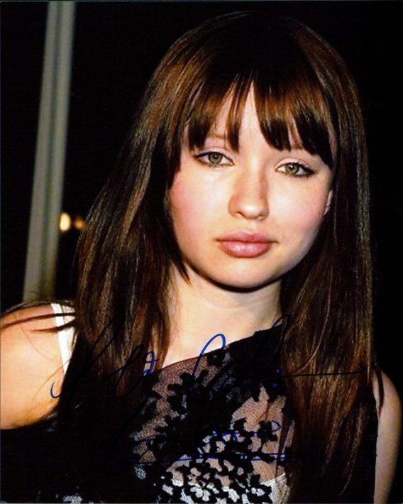 Emily Browning authentic signed 8x10 picture