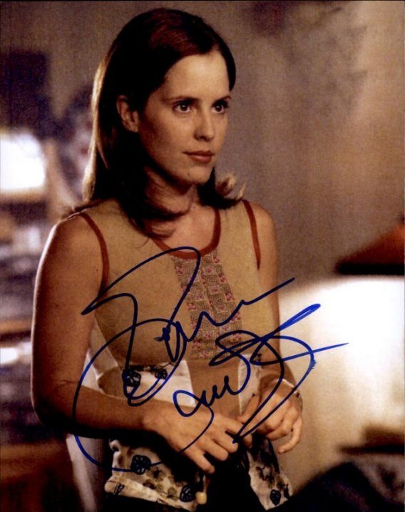 Emma Caulfield authentic signed 8x10 picture
