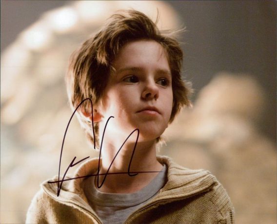 Freddie Highmore authentic signed 8x10 picture