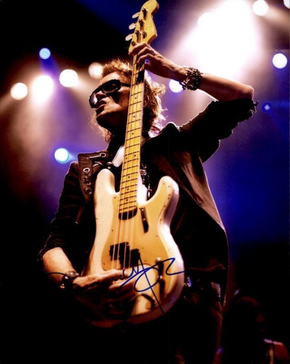 Glenn Hughes authentic signed 8x10 picture