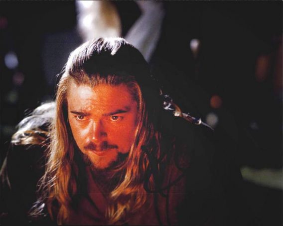 Karl Urban authentic signed 8x10 picture