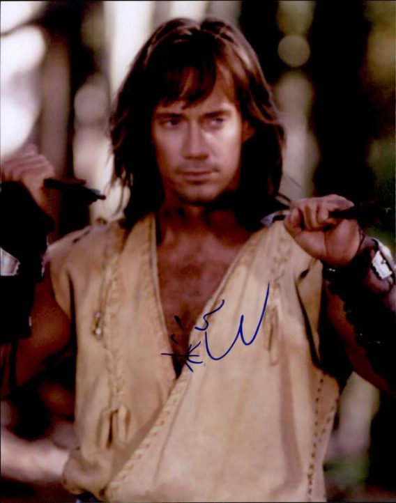 Kevin Sorbo authentic signed 8x10 picture
