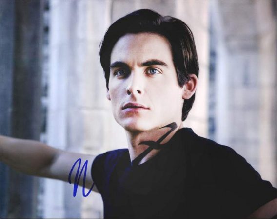 Kevin Zegers authentic signed 8x10 picture