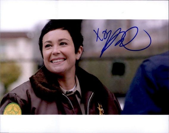 Kim Rhodes authentic signed 8x10 picture