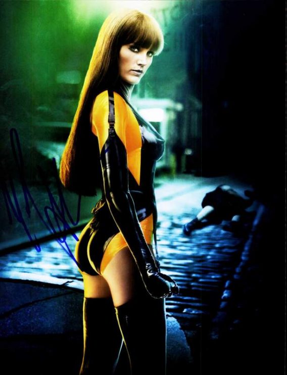 Malin Akerman authentic signed 8x10 picture