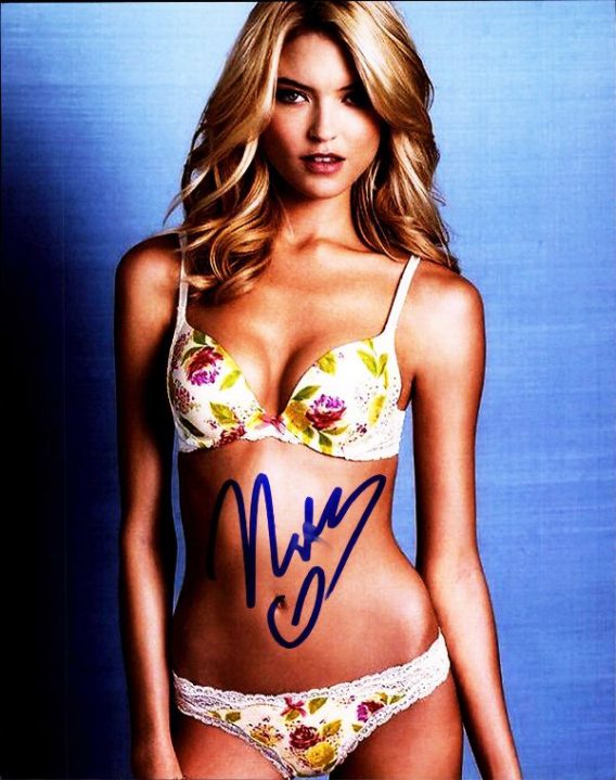 Martha Hunt authentic signed 8x10 picture