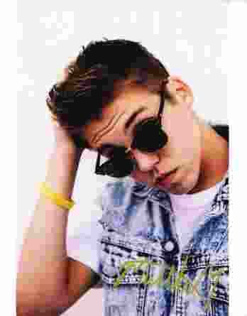 Matthew Espinosa authentic signed 8x10 picture