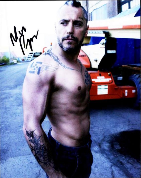 Max Ryan authentic signed 8x10 picture