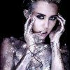 Miley Cyrus authentic signed 8x10 picture