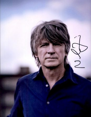 Neil Finn authentic signed 8x10 picture