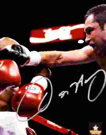 Oscar De La Hoya authentic signed 8x10 picture