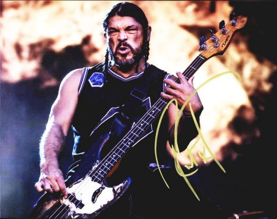 Robert Trujillo of Metalica authentic signed 8x10 picture