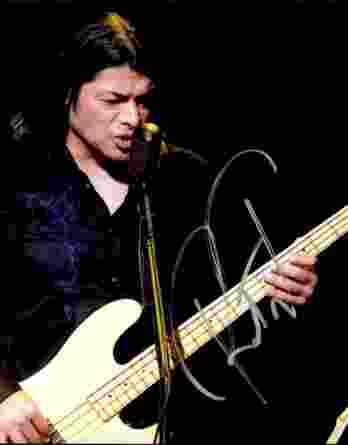 Robert Trujillo authentic signed 8x10 picture