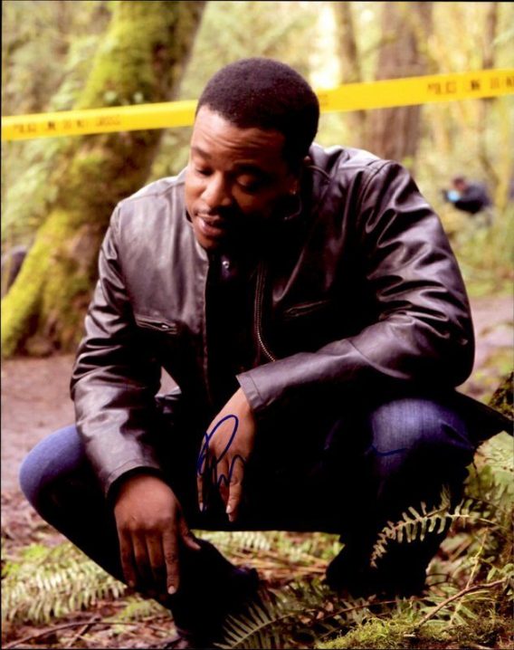 Russell Hornsby authentic signed 8x10 picture