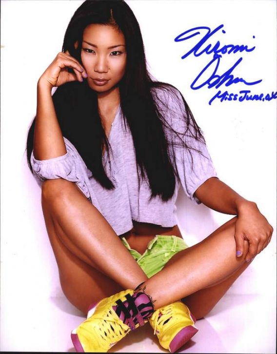 Hiromi Oshima authentic signed 8x10 picture