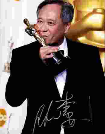 Ang Lee authentic signed 10x15 picture