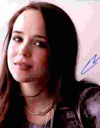 Ellen Page authentic signed 10x15 picture