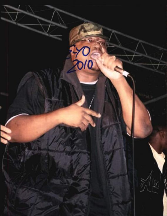 E-40 authentic signed 8x10 picture
