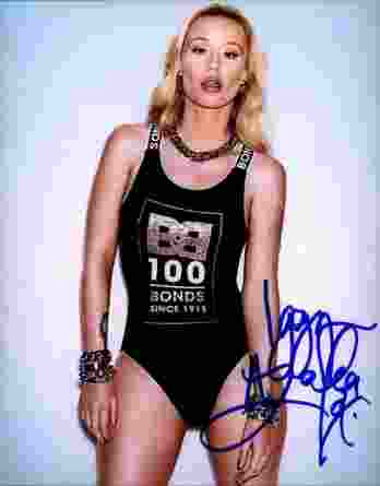 Iggy Azalea authentic signed 8x10 picture