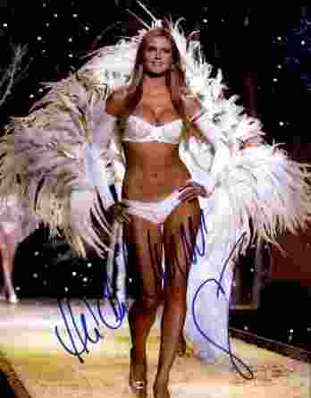 Heidi Klum authentic signed 10x15 picture
