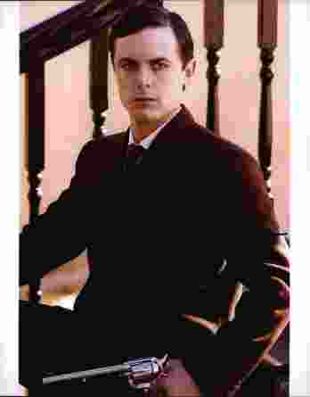 Casey Affleck authentic signed 8x10 picture