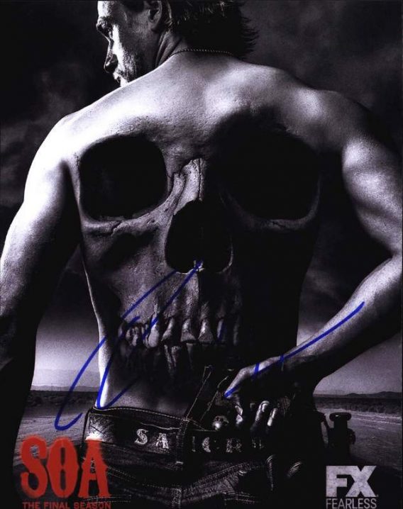 Charlie Hunnam authentic signed 8x10 picture
