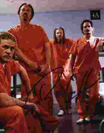 Charlie Hunnam authentic signed 8x10 picture