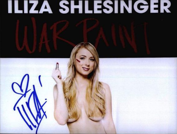 Iliza Shlesinger authentic signed 8x10 picture