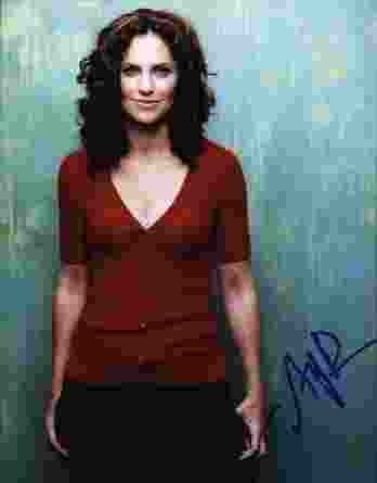Amy Brenneman authentic signed 8x10 picture
