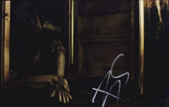 Bill Skarsgard authentic signed 11x14 picture