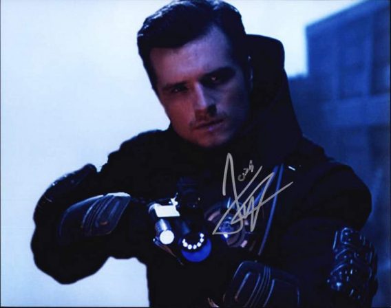 Josh Hutcherson authentic signed 8x10 picture