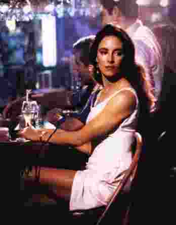 Madeleine Stowe authentic signed 10x15 picture